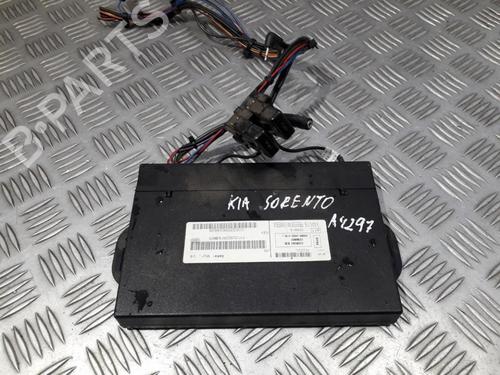 Used Electronic module Electronic module KIA SORENTO I (JC) 2.5 CRDi 4WD (140 hp) 33502892 33502892