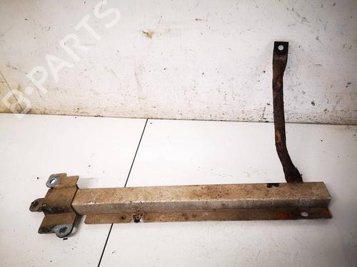 Used Front bumper bracket Front bumper bracket 34786097 34786097