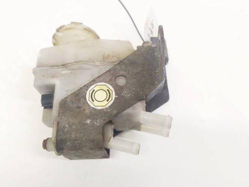 Bremsevæskebeholder Bremsevæskebeholder MITSUBISHI GRANDIS (NA_W) 2.4 MIVEC (NA4W) (165 hp) 35137564 35137564