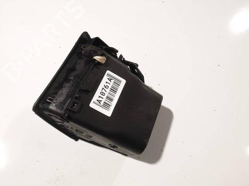 Used Air vent Air vent PEUGEOT EXPERT Van (VF3A_, VF3U_, VF3X_) 2.0 HDi 120 (120 hp) 32557413 32557413
