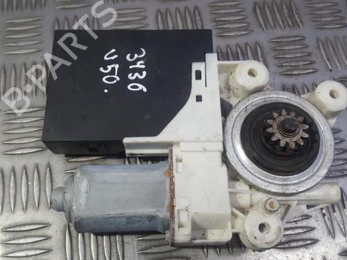 Used Left front window motor Left front window motor VOLVO V50 (545) 2.4 (170 hp) 35682909 35682909