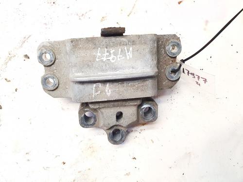 Used Engine mount Engine mount VW PASSAT B6 (3C2) 2.0 TDI (140 hp) 32906414 32906414