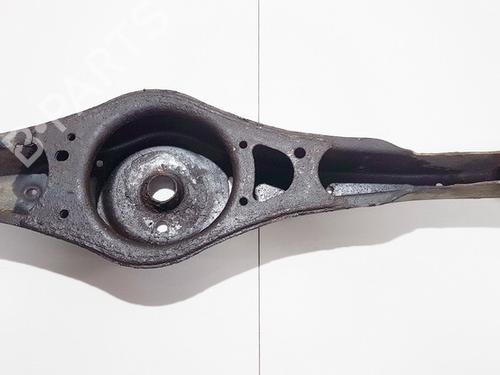 Used Right rear suspension arm Right rear suspension arm 35613906 35613906