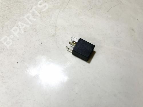 Electronic sensor OPEL ZAFIRA A MPV (T98) 2.0 DI 16V (F75) | BP33075376M84 - Image 3