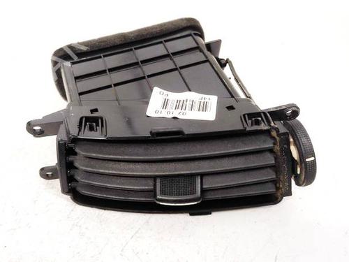 air-vent-hyundai-i30-estate-fd-2007-2008-2009-2010-2011-2012-32952473 main image