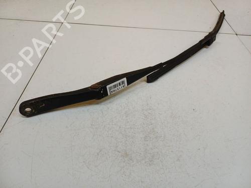 Used Front windshield wiper arm Front windshield wiper arm 37085178 37085178