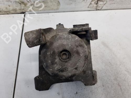 Used Engine mount Engine mount FIAT STILO (192_) 1.9 JTD (192_XE1A) (115 hp) 32568649 32568649