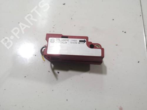 Used Electronic module Electronic module VW GOLF IV (1J1) 1.9 TDI (110 hp) 33749886 33749886