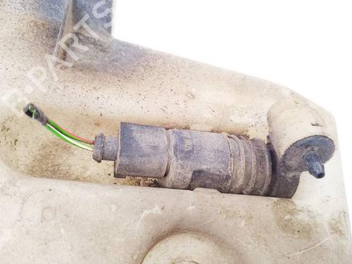 washer-pump-mercedes-benz-e-class-w212-2009-2010-2011-2012-2013-2014-2015-2016-36524337 main image