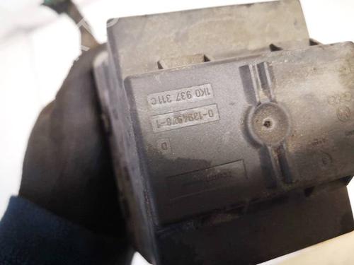 Fuse box VW GOLF V (1K1) 1.9 TDI | BP32604249E1