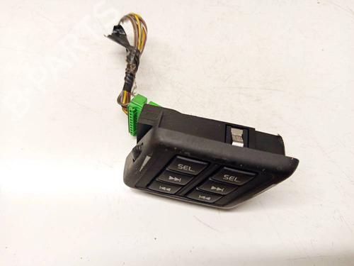 Used Steering wheel controls Steering wheel controls 34821848 34821848