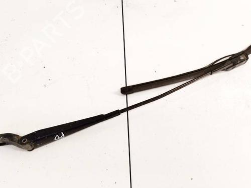 Used Front windshield wiper arm Front windshield wiper arm 37653280 37653280