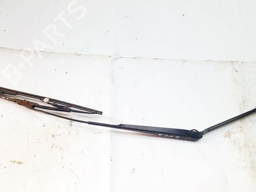 Used Front windshield wiper arm Front windshield wiper arm 33519236 33519236