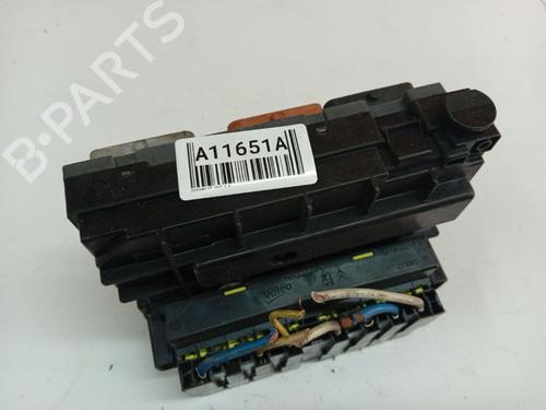 Fuse box CITROËN C5 III (RD_) 2.0 HDi (RDRHD8, RDRHDJ, RDRHR8, RDRHRJ) | BP37864797E1 - Image 3