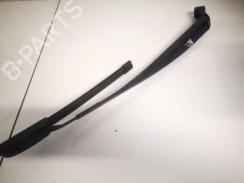 front-windshield-wiper-arm-lexus-is-ii-_e2_-2005-2006-2007-2008-2009-2010-2011-2012-2013-32556279 main image