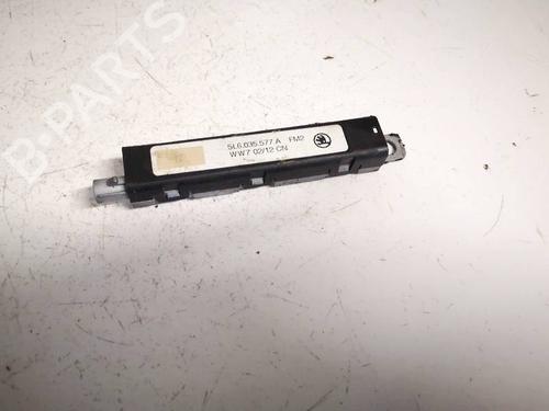 Used Electronic module Electronic module SKODA OCTAVIA II (1Z3) 1.4 TSI (122 hp) 35169678 35169678