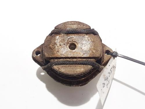 Used Engine mount Engine mount AUDI A6 C5 (4B2, 4B4) 2.5 TDI (150 hp) 32894948 32894948