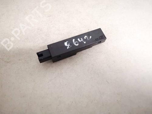 Used Electronic module Electronic module LEXUS IS II (_E2_) 220d (ALE20) (177 hp) 35029581 35029581