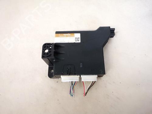 Used Electronic module Electronic module TOYOTA RAV 4 III (_A3_) 2.2 D 4WD (ALA30_, ALA30R) (136 hp) 32883080 32883080