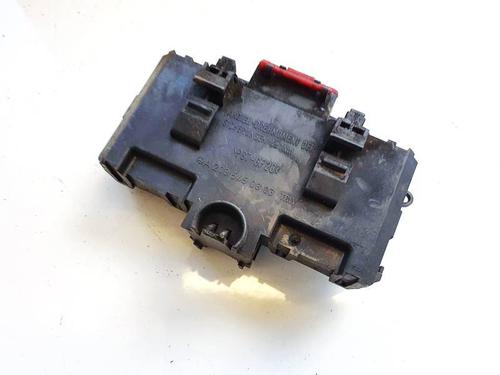 Used Fuse box Fuse box MERCEDES-BENZ CLS (C219) CLS 320 CDI (219.322) (224 hp) 32946758 32946758