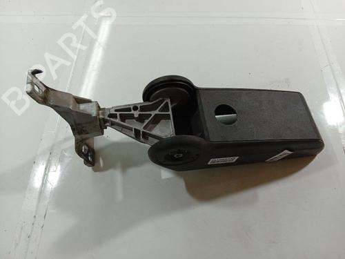 Used Armrest / Center console Armrest / Center console AUDI A4 B5 (8D2) 1.9 TDI (90 hp) 34841125 34841125