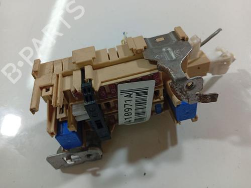 Used Fuse box Fuse box NISSAN MICRA IV (K13K, K13KK) 1.2 (80 hp) 32544834 32544834