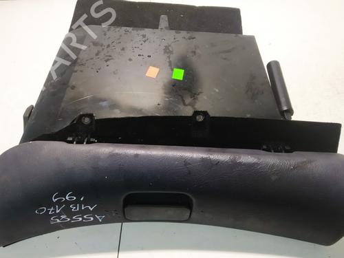 Used Glove box Glove box MERCEDES-BENZ A-CLASS (W168) A 170 CDI (168.008) (90 hp) 35876261 35876261