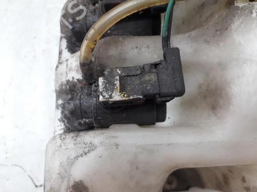 Used Washer pump Washer pump HONDA CIVIC VI Hatchback (EJ, EK) 2.0 TDiC (105 hp) 35839915 35839915