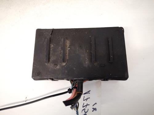 fuse-box-peugeot-407-6d_-2004-2005-2006-2007-2008-2009-2010-2011-32905920 main image