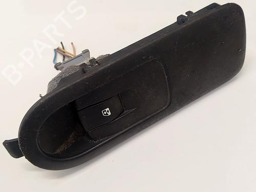 Used Switch Switch RENAULT SCÉNIC II (JM0/1_) 1.9 dCi (JM0G, JM12, JM1G, JM2C) (120 hp) 33751538 33751538
