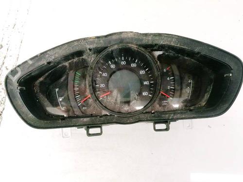 Used Instrument cluster Instrument cluster VOLVO V40 Hatchback (525) D2 (114 hp) 35371486 35371486