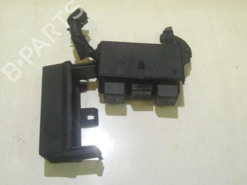 fuse-box-opel-sintra-apv-1996-1997-1998-1999-33490605 main image