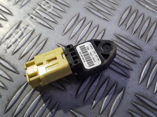 Used Electronic module Electronic module TOYOTA COROLLA Saloon (_E12_) 1.4 VVT-i (ZZE120_, ZZE120R) (97 hp) 33494017 33494017