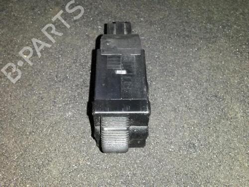 Used Switch Switch MITSUBISHI SPACE STAR MPV (DG_A) 1.3 16V (DG1A) (82 hp) 35648545 35648545