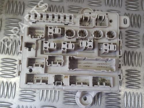 Used Fuse box Fuse box TOYOTA PREVIA II (_R3_) 2.0 D-4D (CLR30_, CLR30R) (116 hp) 33495820 33495820