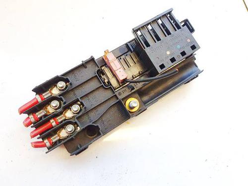 Used Fuse box MERCEDES-BENZ CLS (C219) CLS 320 CDI (219.322) (224 hp) 32945161