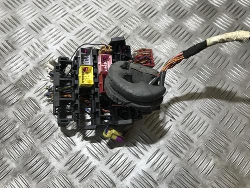 fuse-box-vw-passat-b5-variant-3b5-1997-1998-1999-2000-2001-33495532 main image