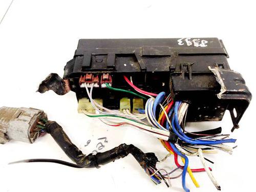 sikringsdose-suzuki-liana-hatchback-2001-32938419 main image