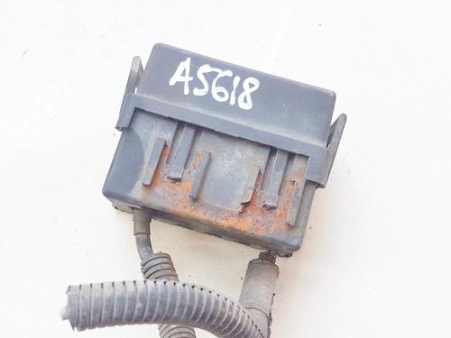 Used Fuse box Fuse box FIAT ULYSSE (220_) 1.9 TD (220AH5) (90 hp) 33528272 33528272