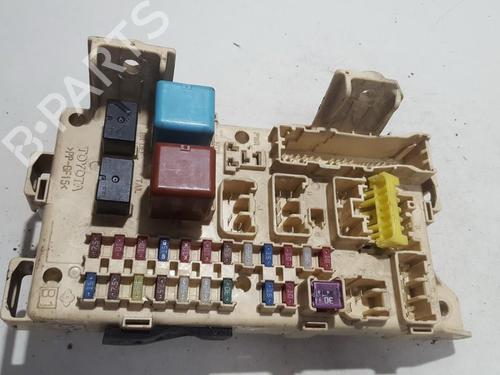 Used Fuse box Fuse box TOYOTA AVENSIS VERSO (_M2_) 2.0 D (CLM20_, CLM20R) (116 hp) 33509293 33509293