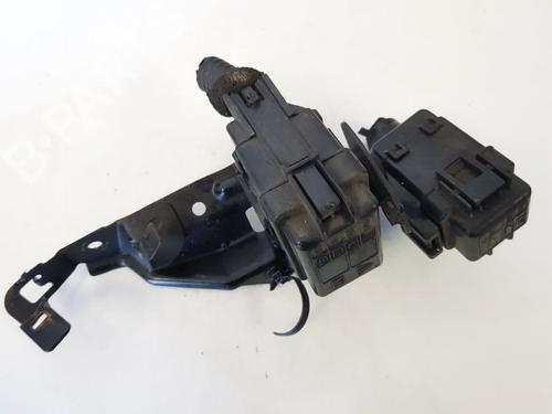 Used Fuse box Fuse box HONDA ACCORD VII Tourer (CM, CN) 2.2 i-CTDi (CN2) (140 hp) 33095850 33095850