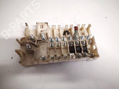 Used Fuse box BMW 5 (E39) 525 tds (143 hp) 32622808