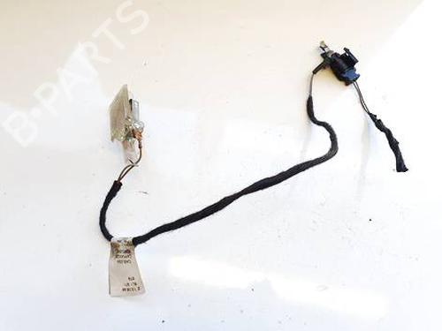 interior-roof-light-audi-a3-8l1-1996-1997-1998-1999-2000-2001-2002-2003-2004-2005-2006-34973118 main image