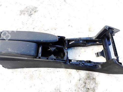 Used Armrest / Center console Armrest / Center console 35311165 35311165