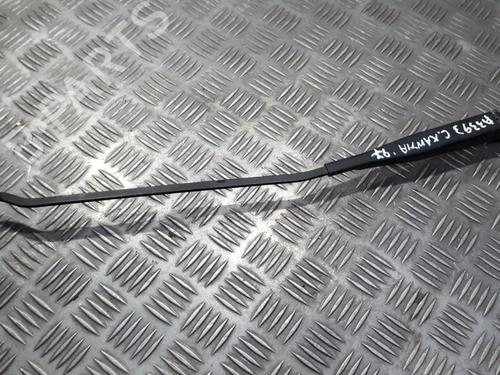 Used Front windshield wiper arm Front windshield wiper arm 33490743 33490743