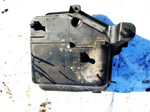 Used Air filter box Air filter box 39643795 39643795