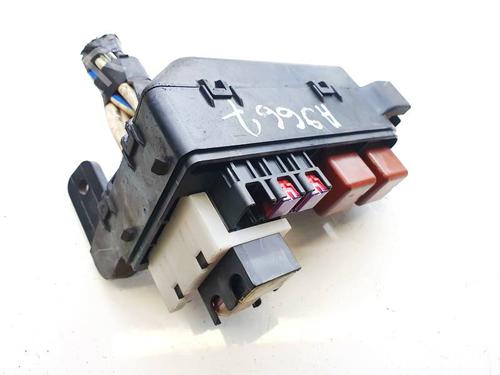 Used Fuse box Fuse box TOYOTA COROLLA (_E12_) 2.0 D-4D (CDE120R, CDE120L_) (110 hp) 32965248 32965248