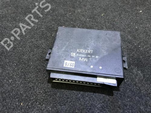 Used Electronic module Electronic module OPEL OMEGA B (V94) 2.5 DTI (F69, M69, P69) (150 hp) 33485973 33485973