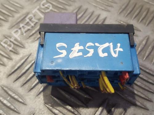 fuse-box-renault-scenic-ii-jm01_-2003-2004-2005-2006-2007-2008-2009-2010-33486640 main image