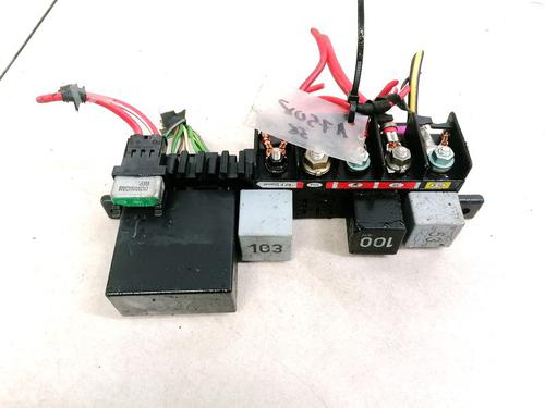 Used Fuse box Fuse box SEAT TOLEDO II (1M2) 1.9 TDI (90 hp) 32889901 32889901